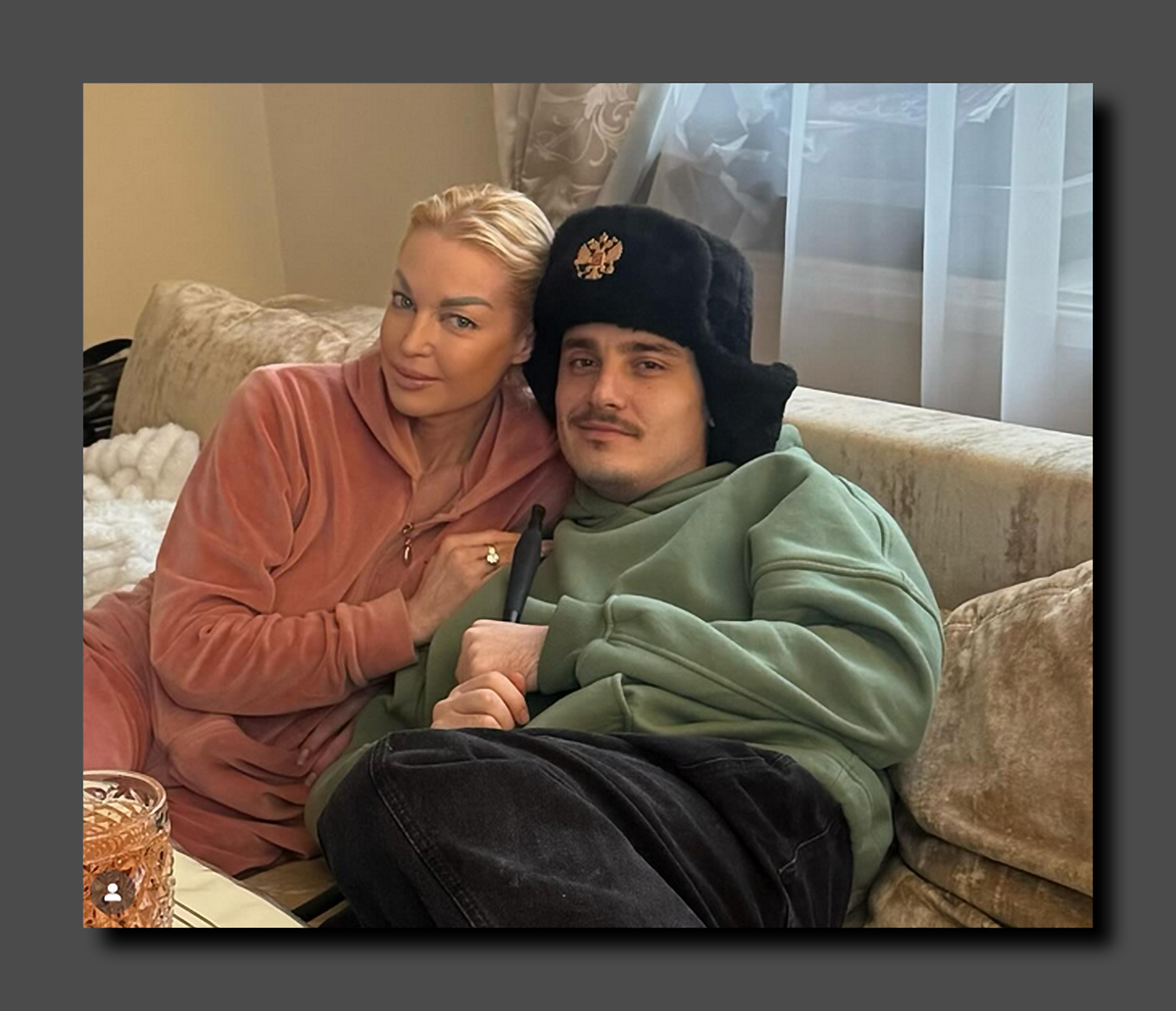 Почти 50-летняя Анастасия Волочкова и 26-летний Марчел Абаби. Скриншот @ volochkova_art