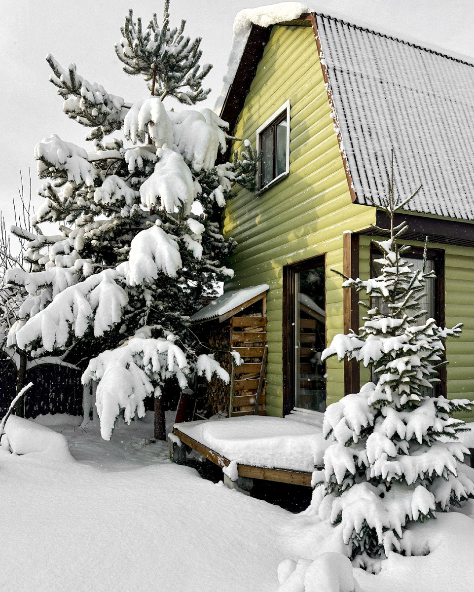 Наша красивая банька в снегу