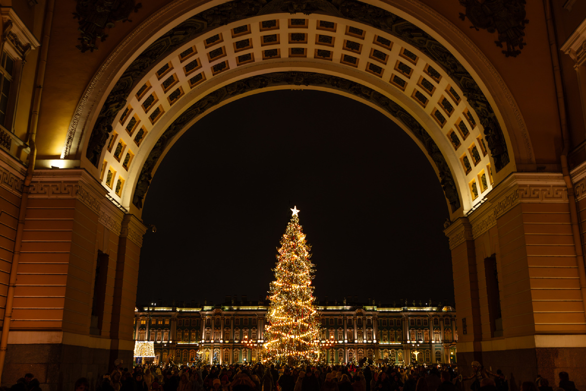 Новогодняя елка на Дворцовой Площади