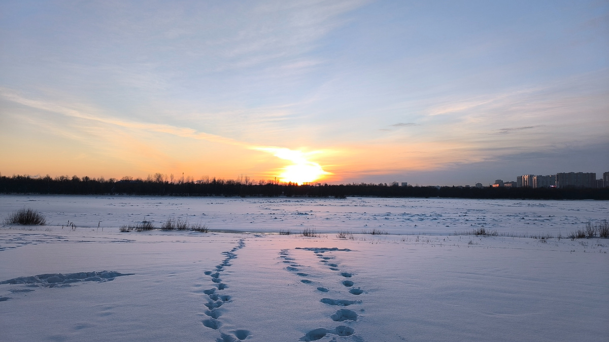 Закат над центральным пляжем