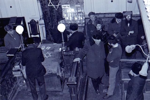 В Малой Синагоге Ленинграда. 1985 г. Из архива р. Михоэля Цивина