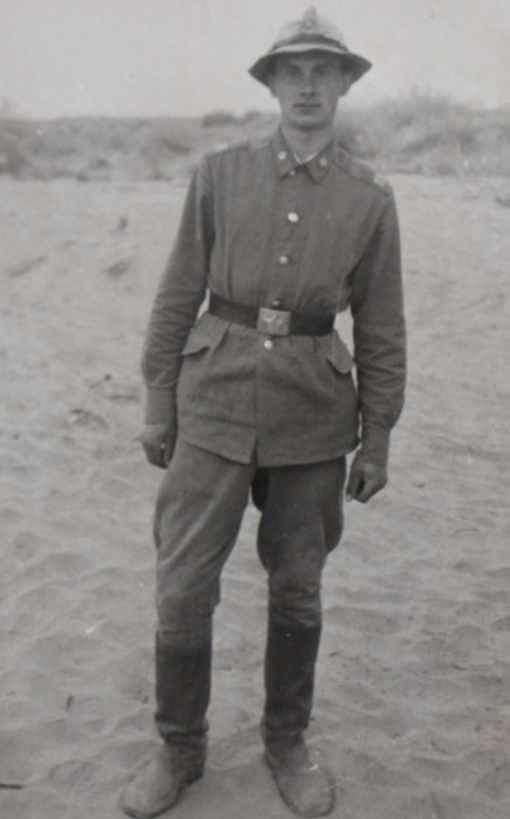 Рядовой В. Климович в пограничной "учебке"