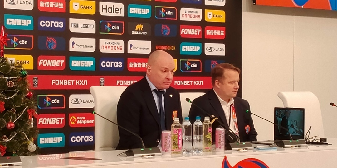 Главный тренер «Металлурга» Разин назвал причину отказа от форварда Кузнецова