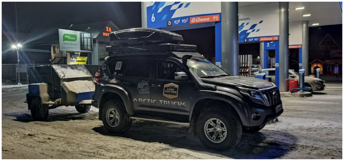 Собрались мы с автотуристами-друзьями встретить новый год в лесу