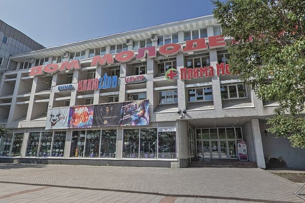    Здание Дома молодежи во Владивостоке. Фото: сервис «Яндекс.Карты»