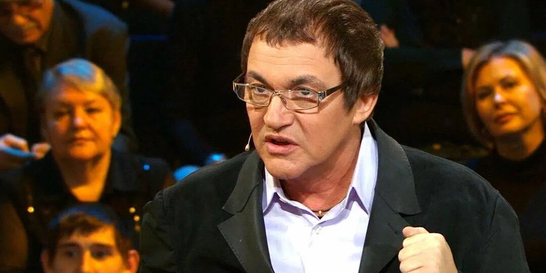 Дибровы, Богатырев и Арнтгольц и другие знаменитости: чья семейная жизнь рухнула в 2025 году