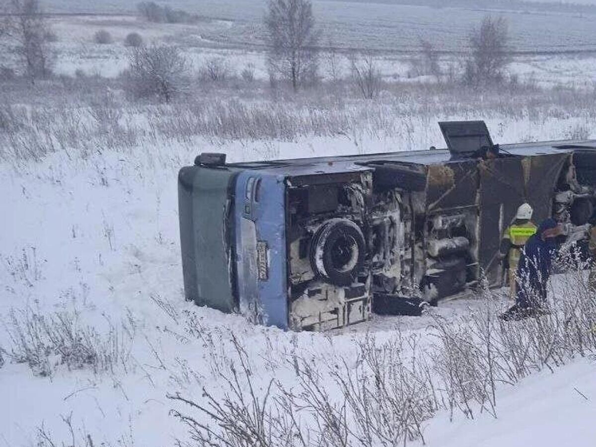    На месте ДТП с участием пассажирского автобуса в Тульской области | © Фото : Полиция Тульской области/Telegram