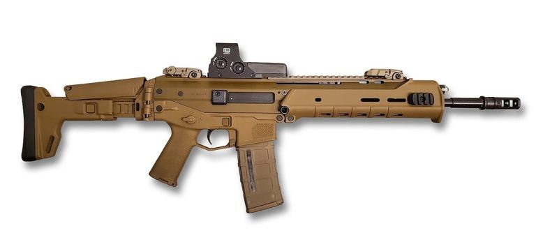 Bushmaster ACR — эволюция штурмовой винтовки: от амбиций к завершению программы