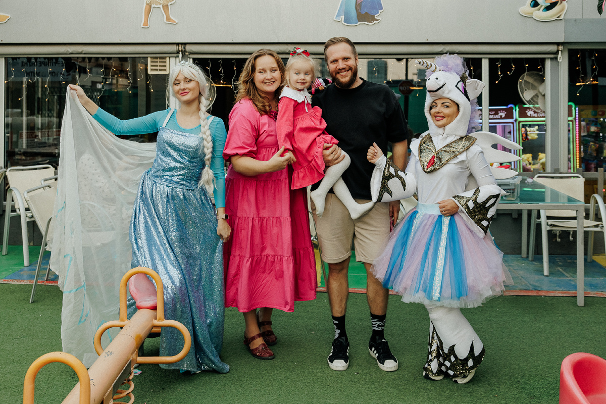 На День рождения дочки я, кстати, тоже копила, чтобы уберечь моего тревожника