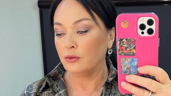 Лариса Гузеева уехала с возлюбленным на зимнюю рыбалку