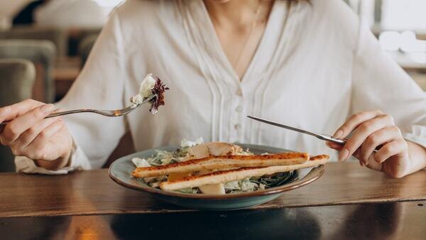 Эндокринолог рассказала о правилах здорового ужина