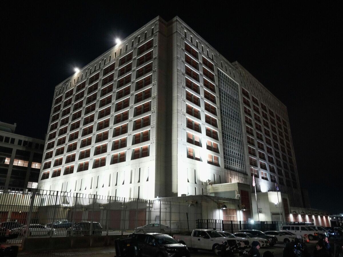    Следственный изолятор в Бруклине, Нью-Йорк, куда, предположительно, доставили Николаса Мадуро и его супругу | © AP Photo / Yuki Iwamura