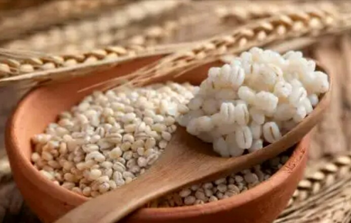 Про перловку: первый закон вкусной “пуховой” каши - и 3 совета опытных поваров. Нежная, разваристая, зернышко к зернышку, жемчужная