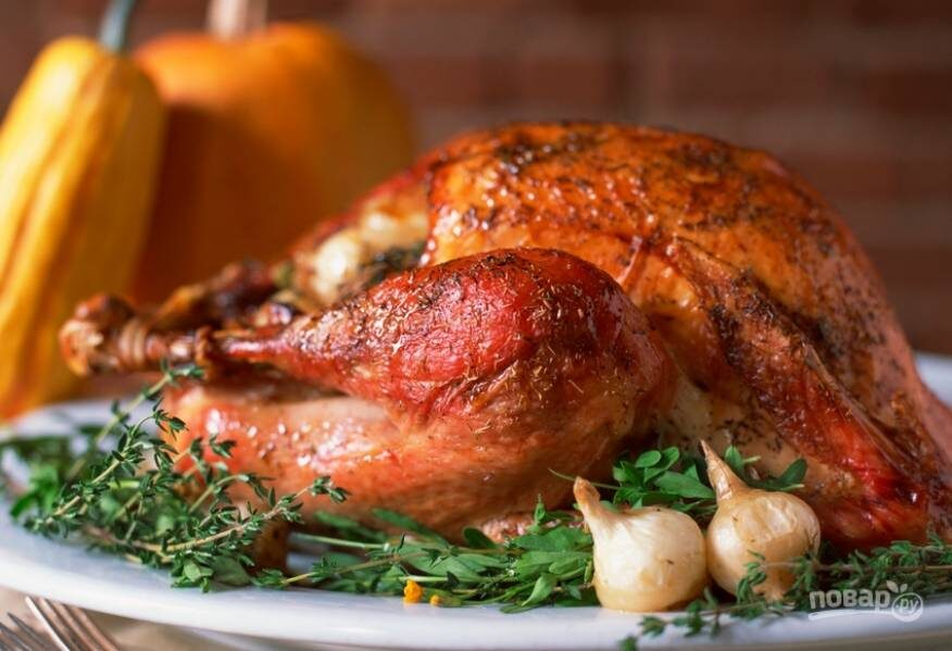 Вот так выглядит знаменитая американская праздничная индейка. Ничего особенного обычный гриль. 