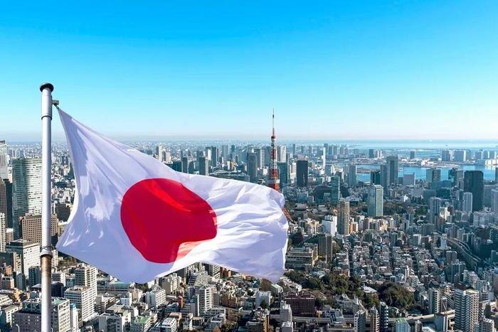 Обложка © Shutterstock / FOTODOM / Savvapanf Photo