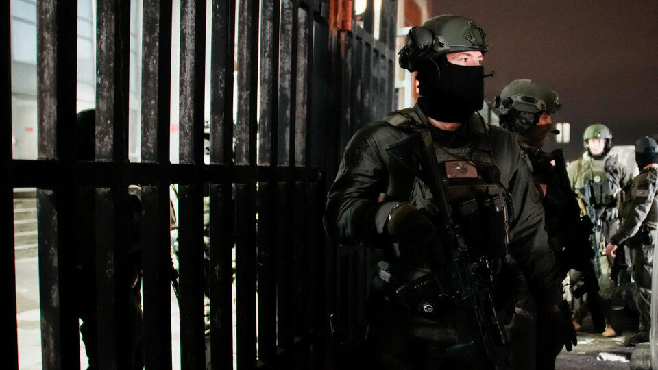     CNN: Мадуро и его супругу могут содержать раздельно в изоляторе в США REUTERS/Eduardo Munoz