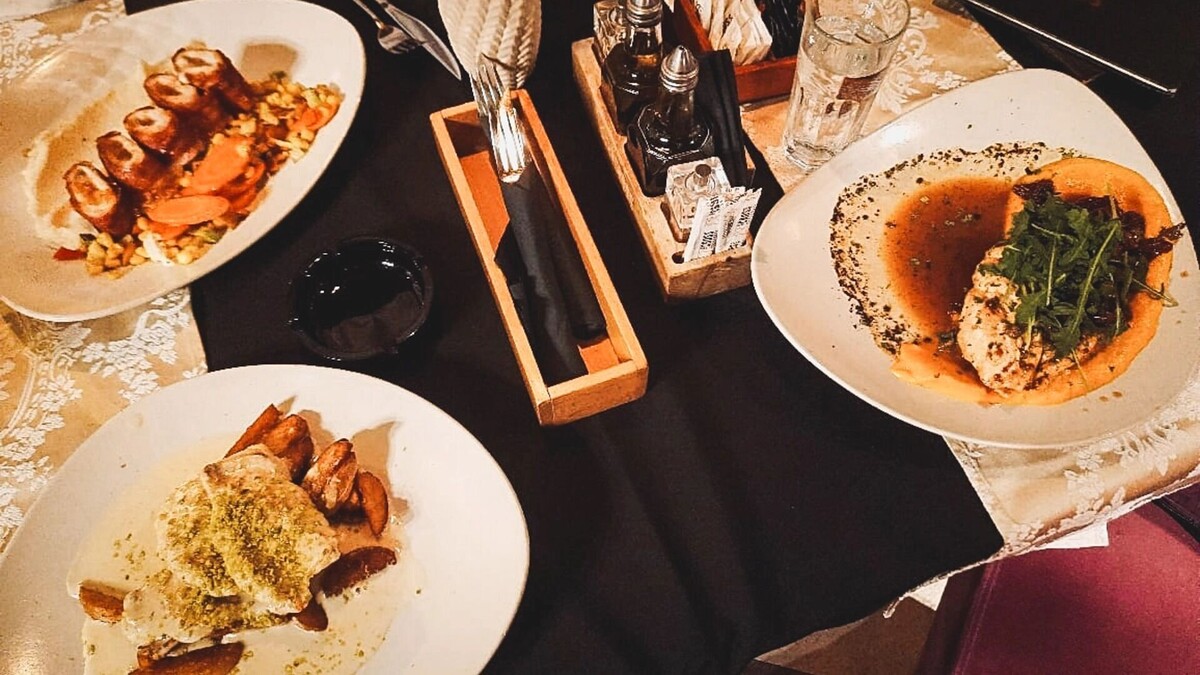    На шоу «Битва шефов» каждый участник готовит свое фирменное блюдо   1MI