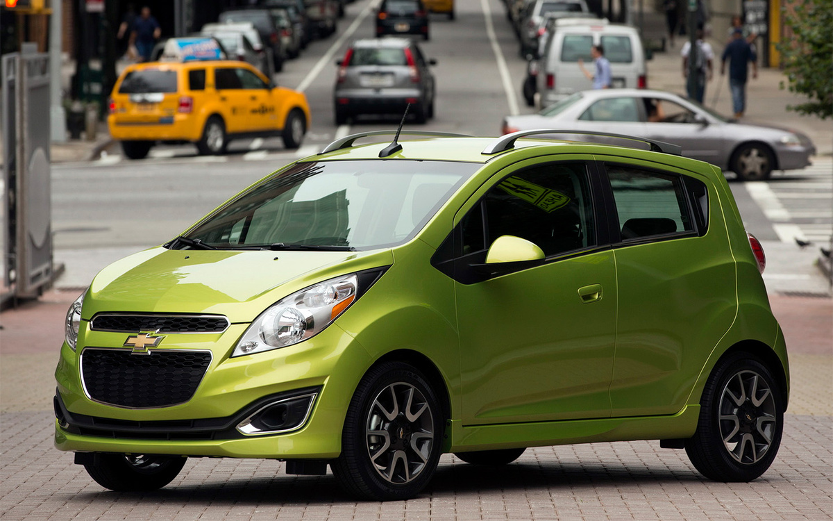 Chevrolet📷Для города и узких дворов удобнее короткая база: выше маневренность