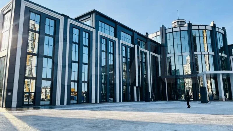     Бизнес-центр «Купол» на Павловском тракте, 174а. «Авито»