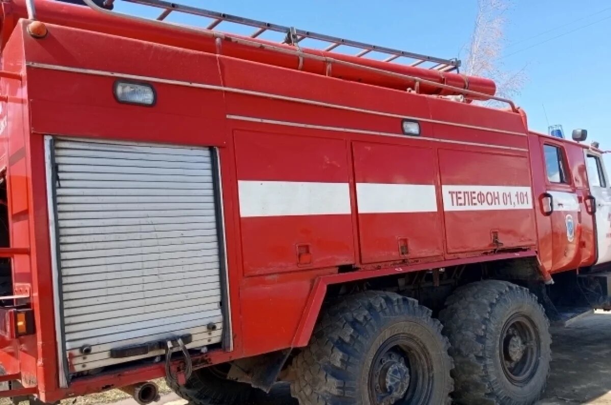    На Урале из пожаров спасли 17 человек, пострадали женщина и ребенок