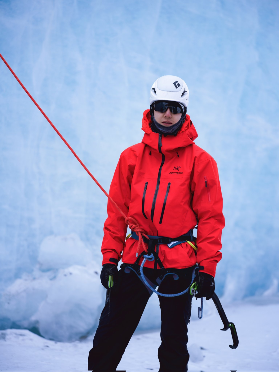 фотографии из открытых источников из фильма про ледники