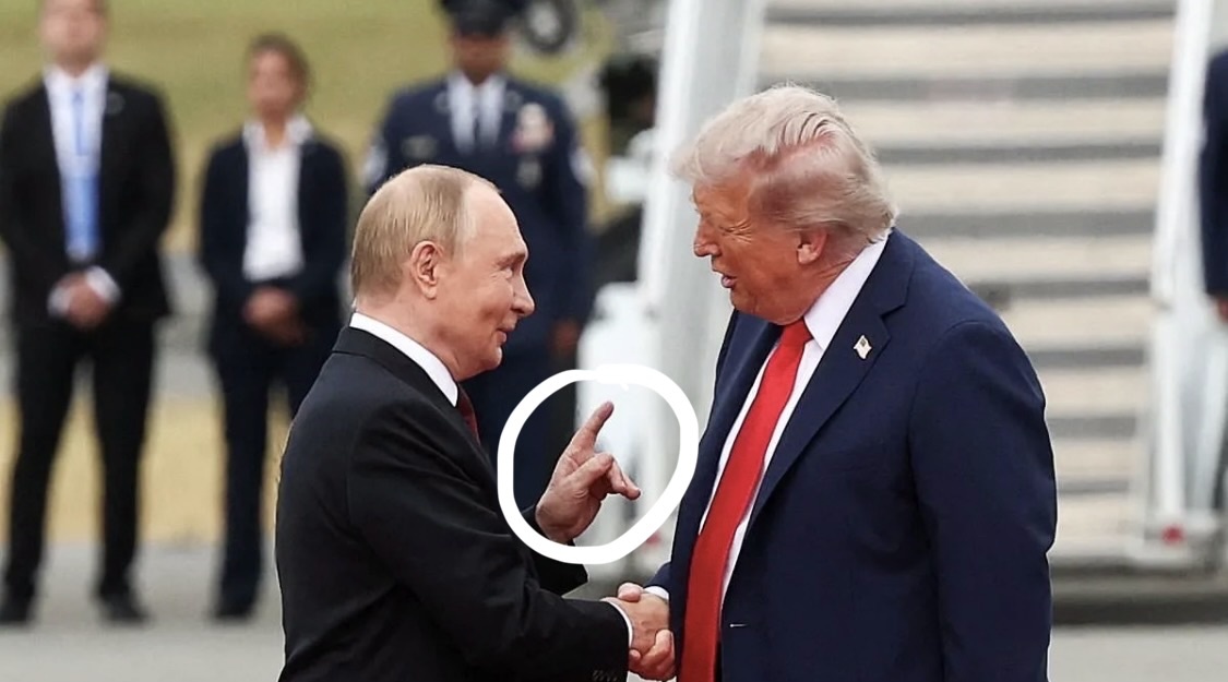 Дай пощекочу....)))