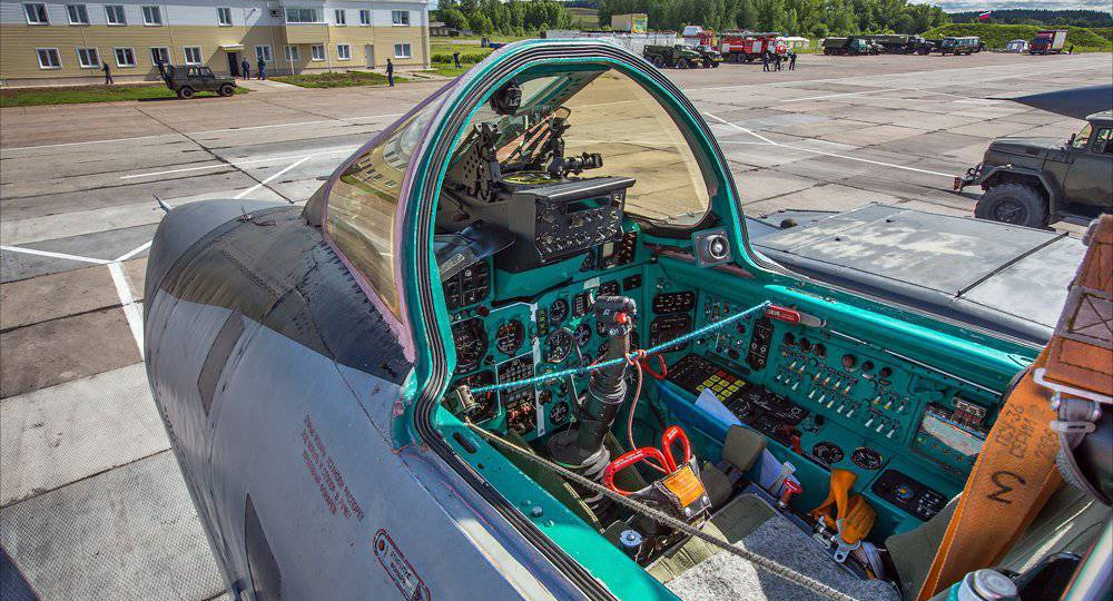 Летающий кирпич МиГ-31, который навевал страх пилотам F-15. Корректно ли сравнение? Американцы рассказывают