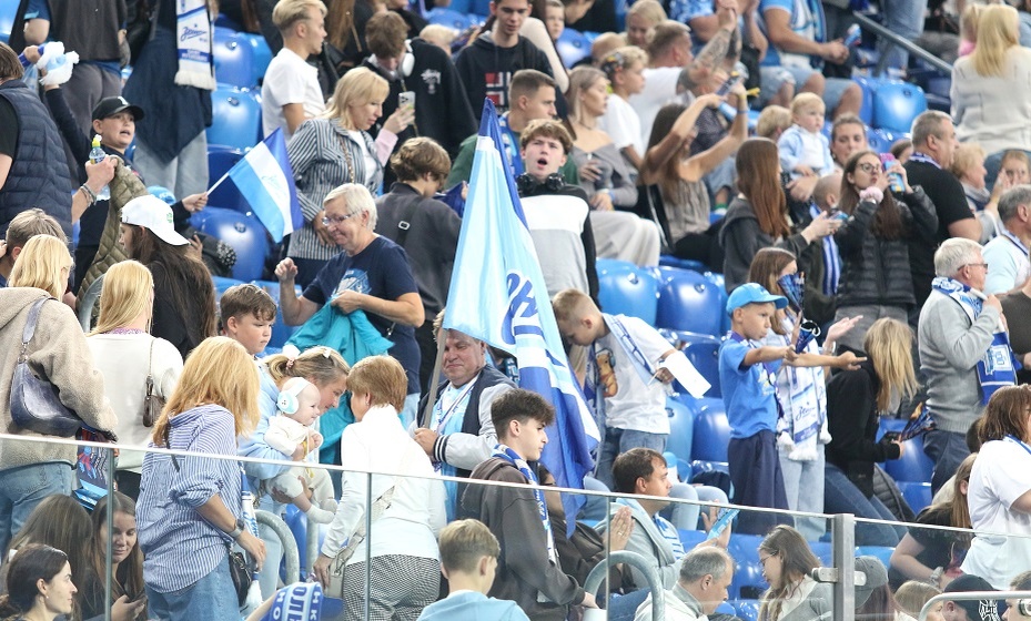    Болельщики Зенита. Фото: Global Look Press