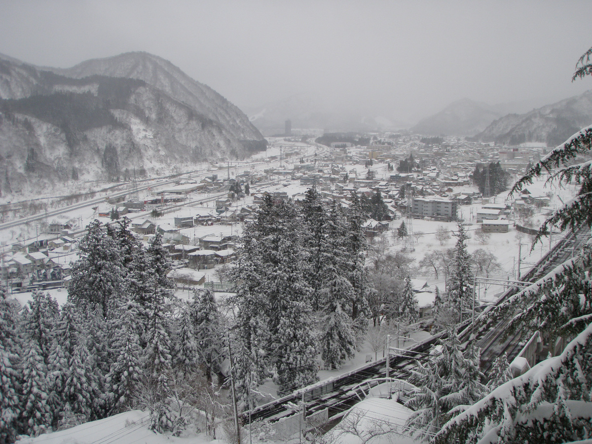 Долина Юдзава, вид из рёкана «Такахан», в котором останавливался писатель. Фото: Japan Times