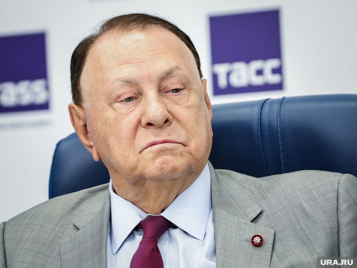     Марка Варшавера прооперировали в преддверии Нового года