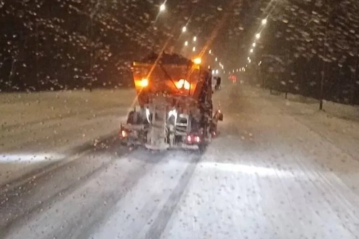    Ограничение движения на трассах под Пензой продлили до 13:00 4 января.