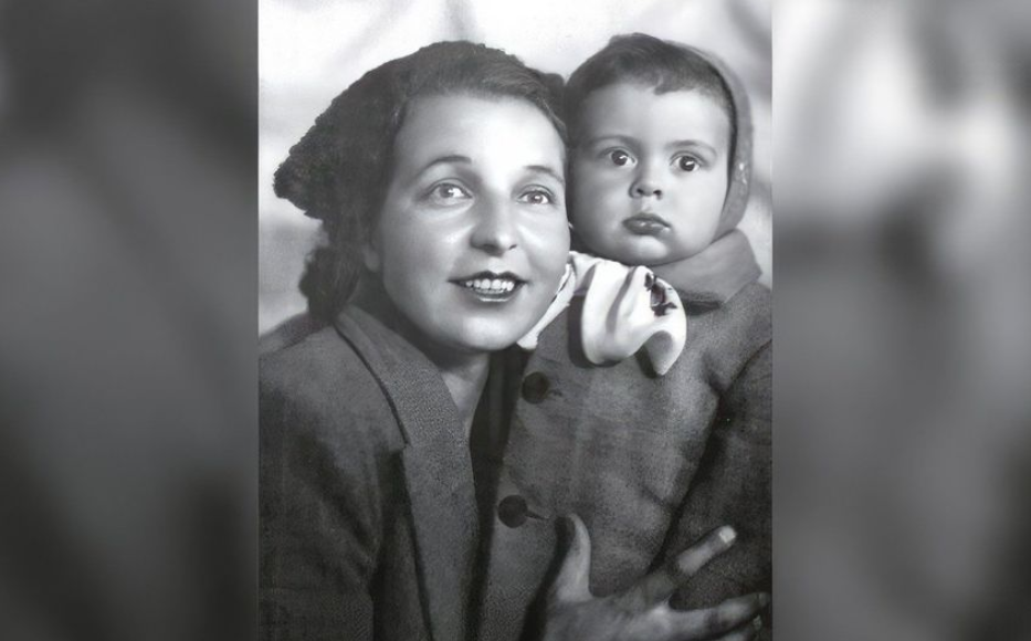 Вырастила Вячеслава Добрынина мама