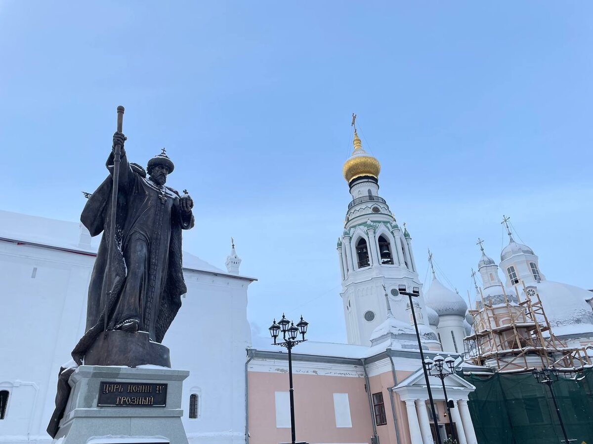 Памятник Ивану Грозному