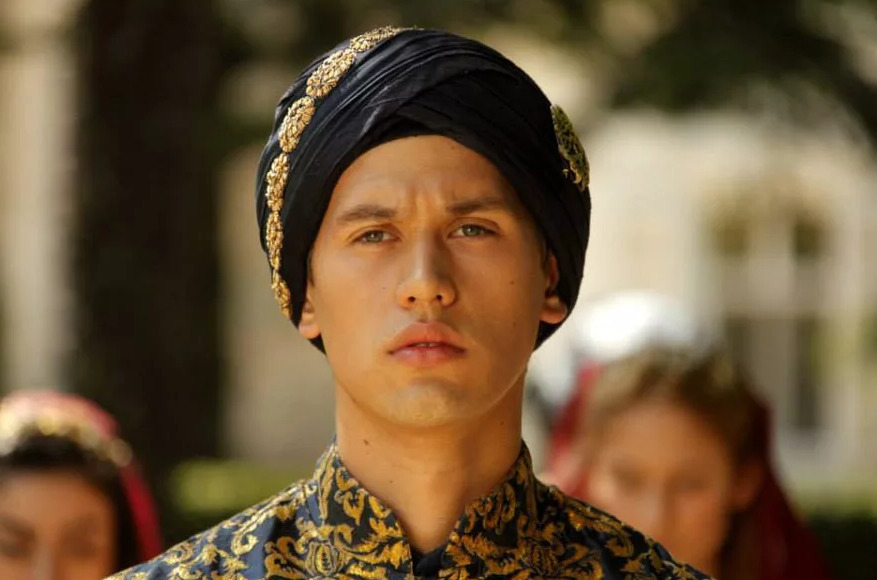 Изображение из турецкого сериала "Великолепный век"