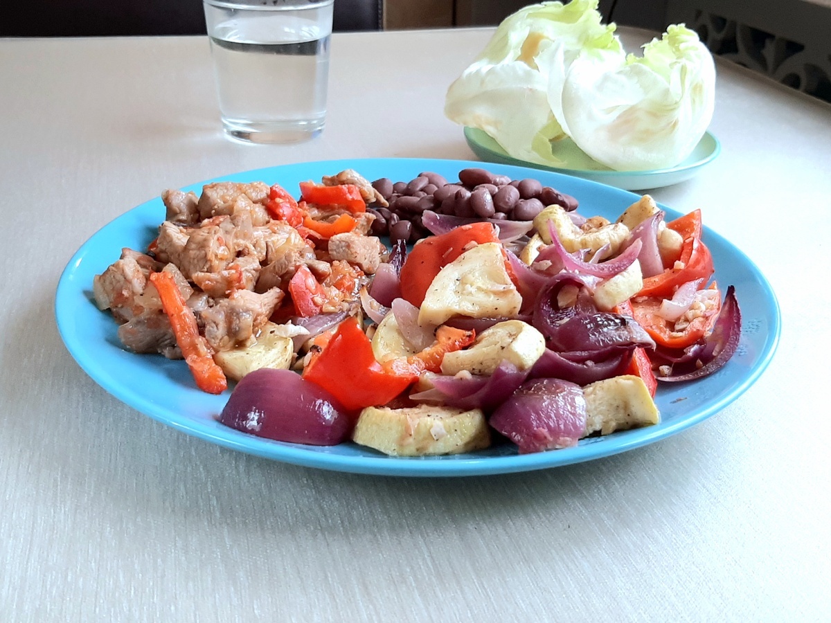 Отличный пример обеда от Валентины Пейппо. 