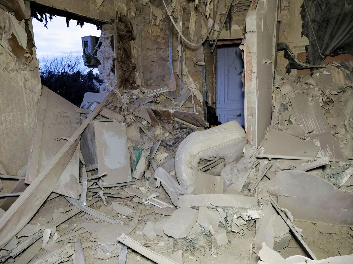    Последствия атаки БПЛА ВСУ на поселок Хорлы в Херсонской области | © РИА Новости / Сергей Мирный