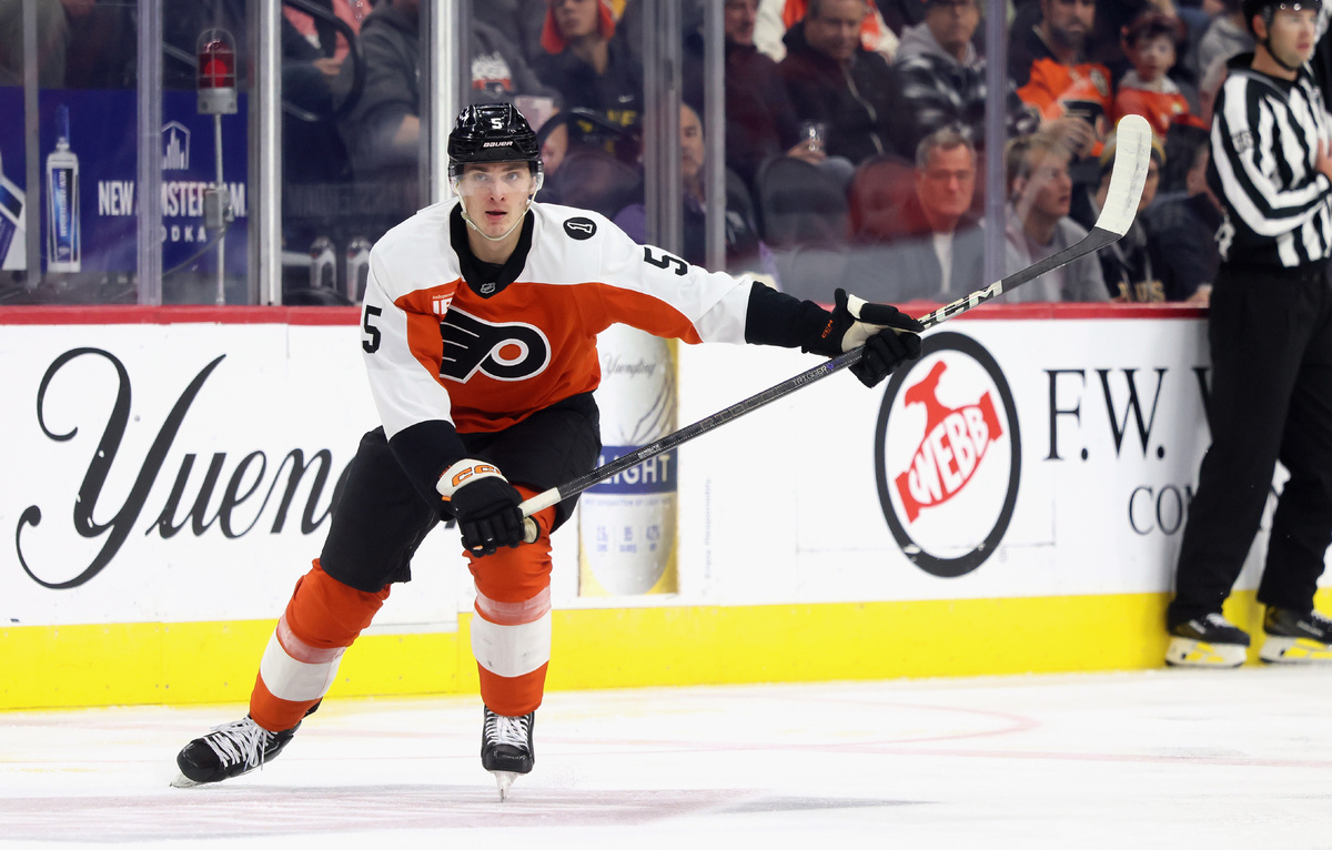    Защитник "Питтсбурга" Егор Замула  Bruce Bennett/Getty Images