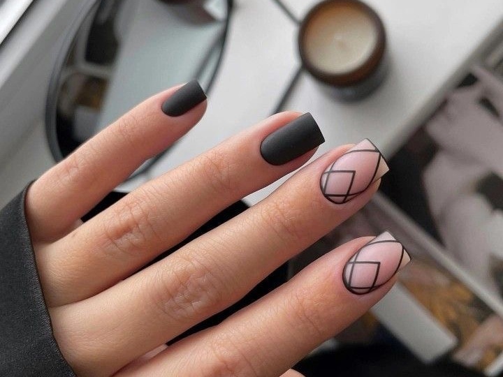10 идей маникюра, которые подойдут к любому образу