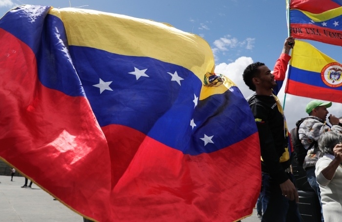    Акция в Боготе после операции США в Венесуэле и захвата Николаса Мадуро. EPA/ТАСС