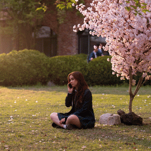  📷    Фильмы и сериалы, которые мы смотрели в 2025-м году. Большой гид от редакции BURO. (фото 3)