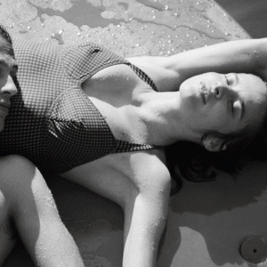  📷    Фильмы и сериалы, которые мы смотрели в 2025-м году. Большой гид от редакции BURO. (фото 33)