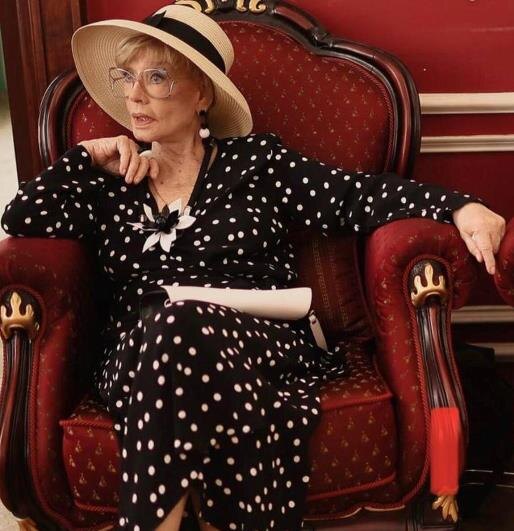 Вера Алентова