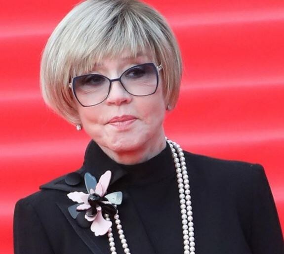 Вера Алентова