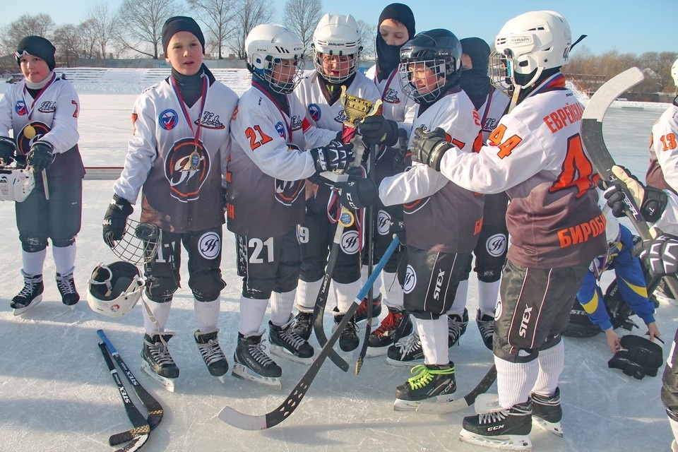    Команда "Надежда" победила в турнире Виктор ЧЕРНЕНКО