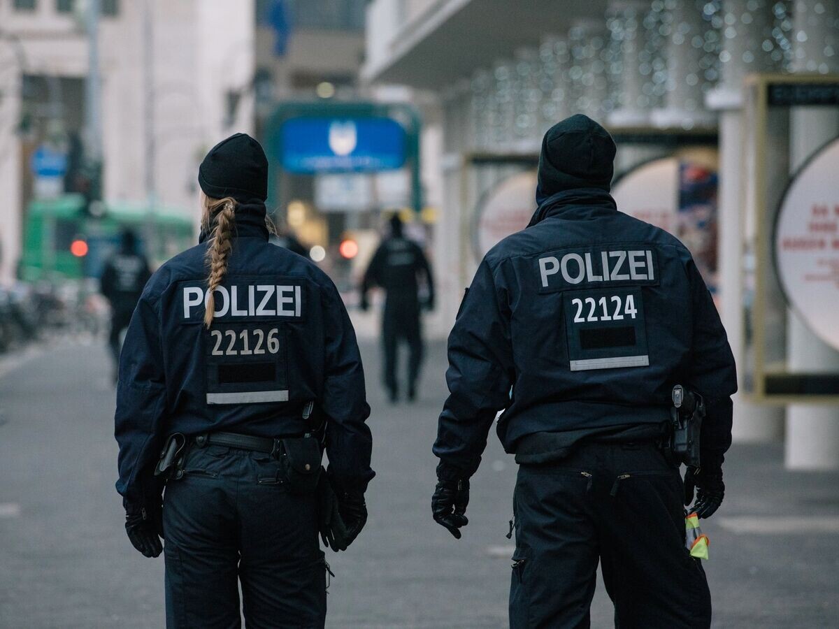    Сотрудники полиции в Германии | © РИА Новости / Захари Шойрер