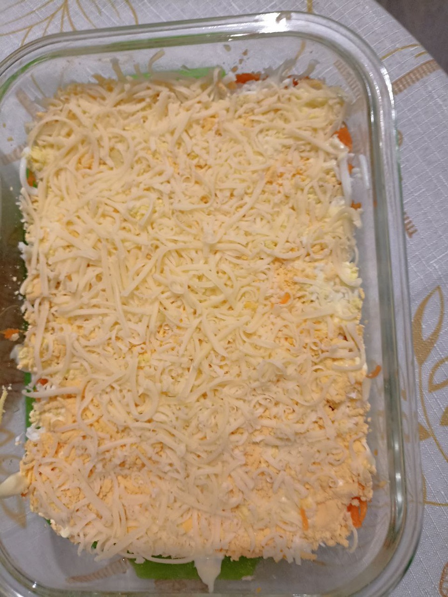 салат "Мимоза", верхний слой - сыр фото, автора