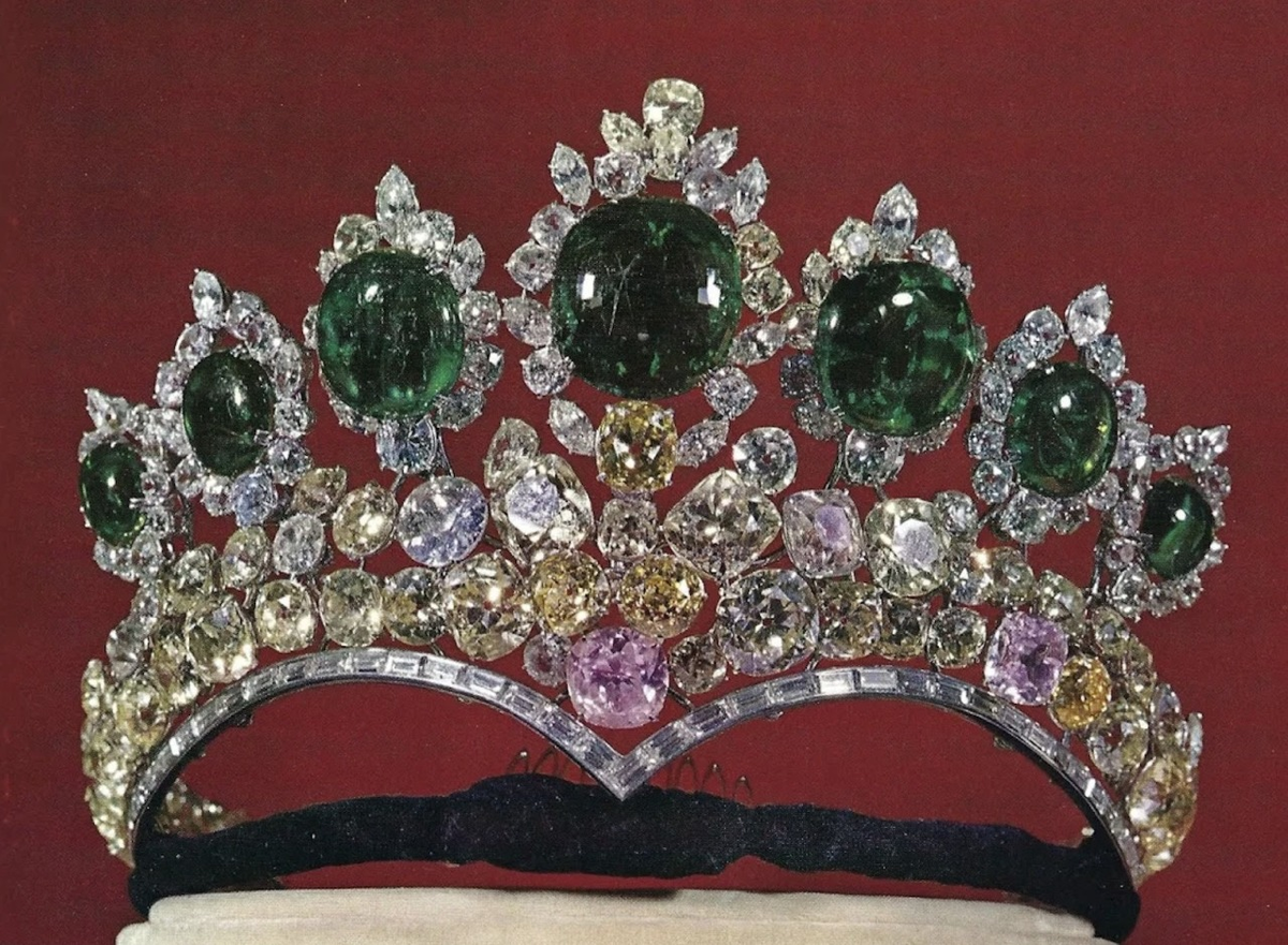 Тиара Seven Emeralds
