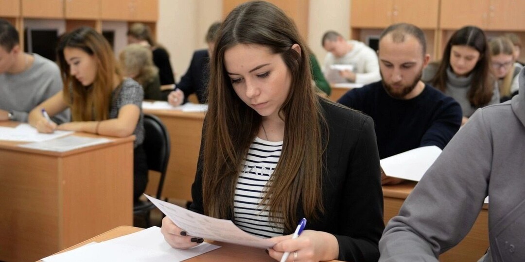 В России повысят минимальные баллы ЕГЭ для приема в вузы. По каким предметам?