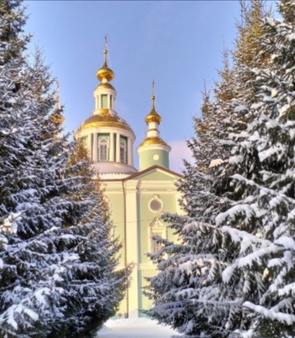 Рождество Христово позволяет нам  ещё раз попробовать распознать то, чем мы дышим, вдохновляемся и живём!