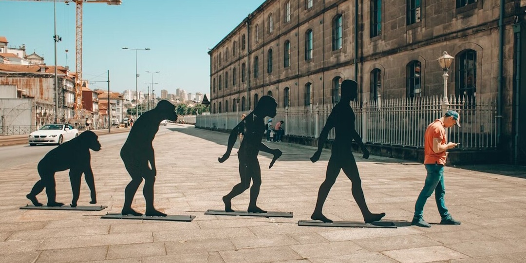 Почему люди продолжают эволюционировать?